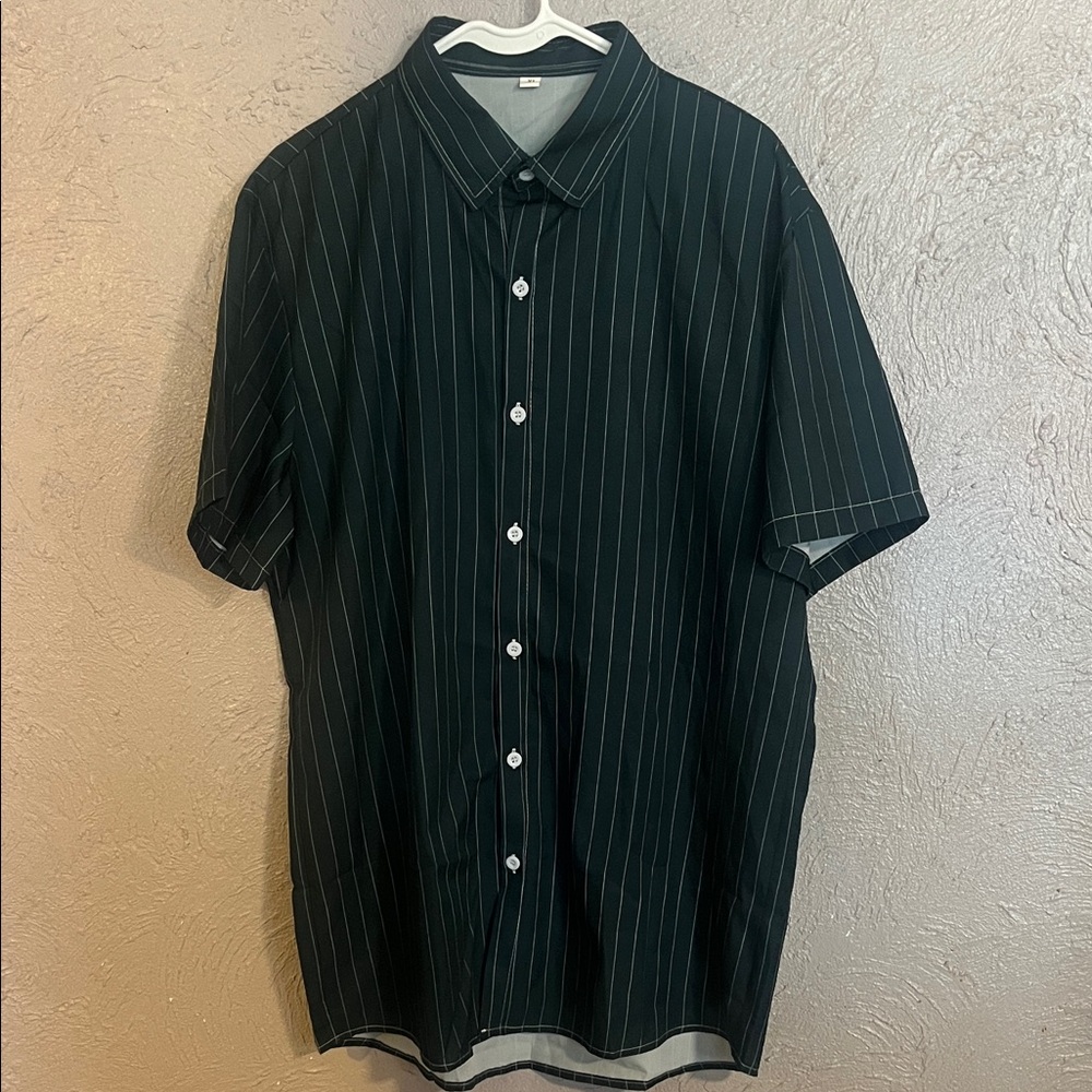 Men's Black Striped Shirt